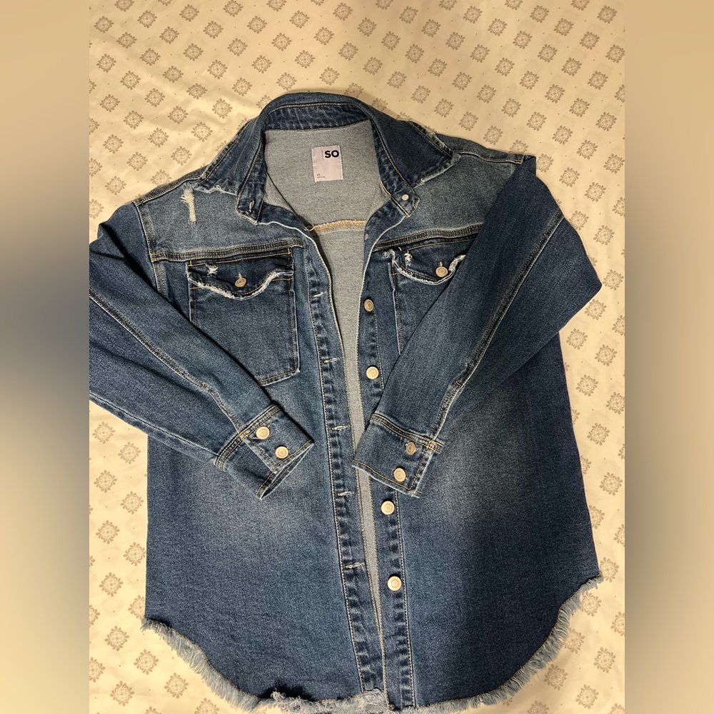 Jean jacket - Picture 1 of 2